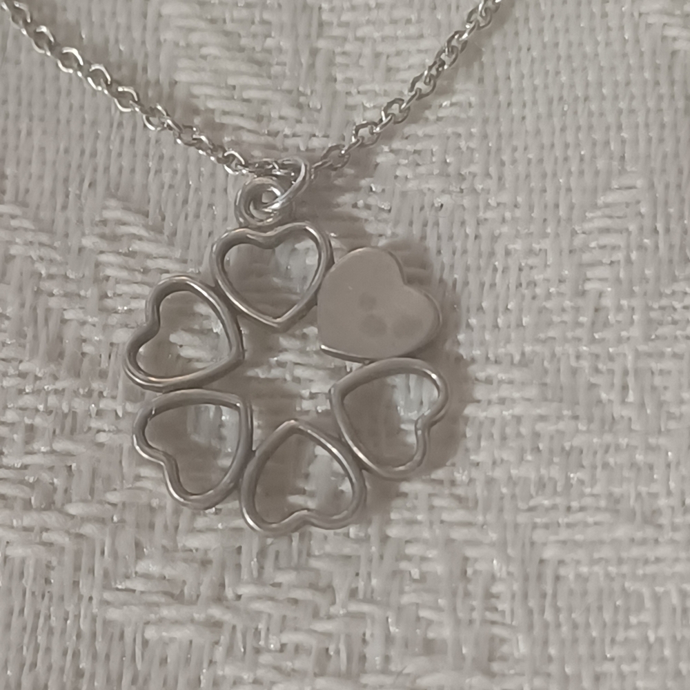 Tiffany & Co. Paloma Picasso Crown of Hearts Necklace, SS, 16 Inches - Picture 5 of 9